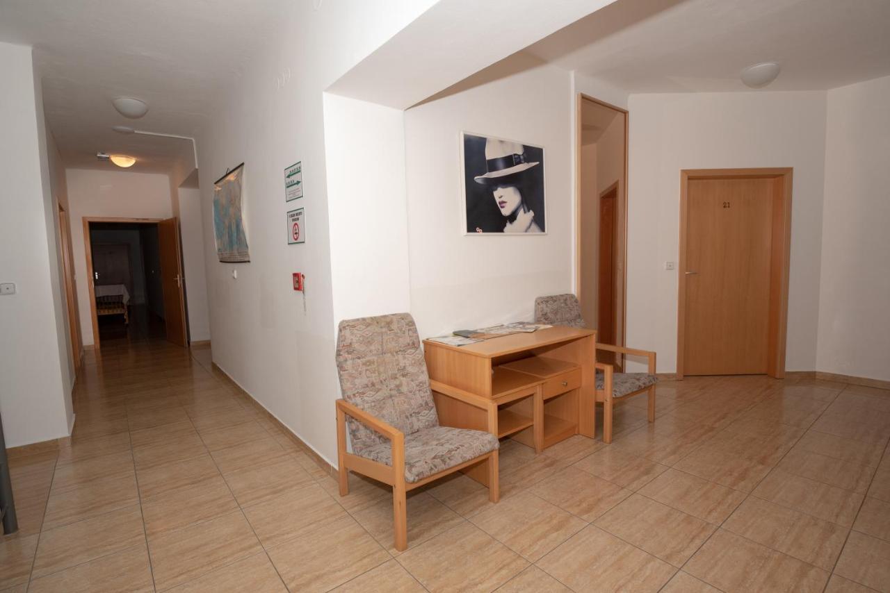 Penzion Maxim Třeboň Exterior foto